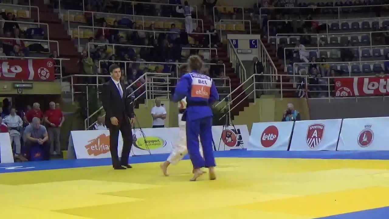 Lois Petit (Top Niveau Tournai) en finale du National seniors 2019 (par Simon Barzyczak)
