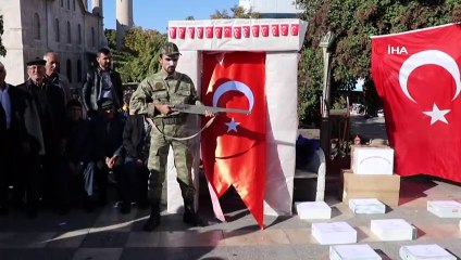 Barış Pınarı Harekatına tiyatrolu destek