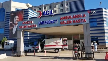 Samsun'da evine balkondan iple sarkarak girmek isteyen yaşlı adam düşerek ağır yaralandı
