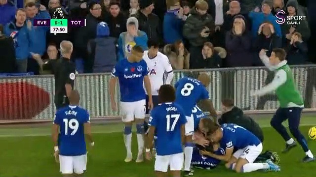 Everton'ın yıldızı Andre Gomes'in ayak bileği kırıldı