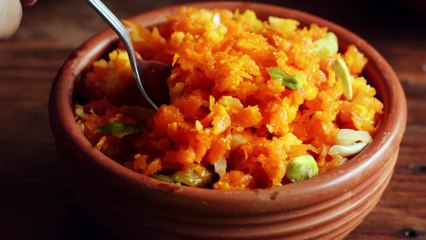 Gajorer Halua Carrot Halwa Recipe