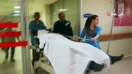 Eşiyle tartıştı kendini bıçakladı