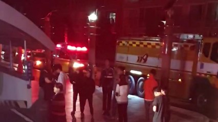 아파트 지하주차장 승용차에 불...1명 화상 / YTN