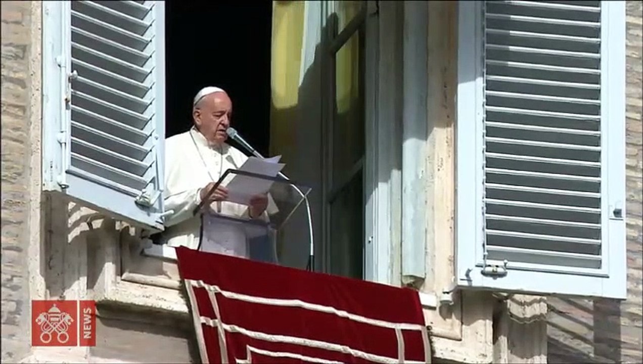 Migranti in Puglia, Papa Francesco ringrazia il...