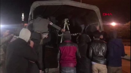 Yunanistan 252 kaçak göçmeni türkiye'ye zorla gönderdi iddiası