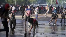 Fresh clashes erupt between Chile protesters and police