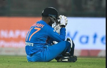 Rishabh Pant trolled for poor showing vs Bangladesh | Oneindia Malayalam
