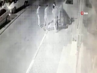 İstanbul'da dehşet saçan gaspçılar kamerada