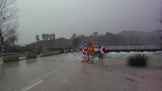 Moti i keq perfshin vendin