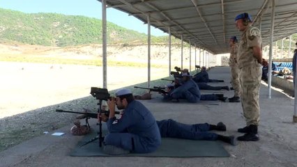 Katar polisi "Bora-12" ile hedefi 12'den vuruyor