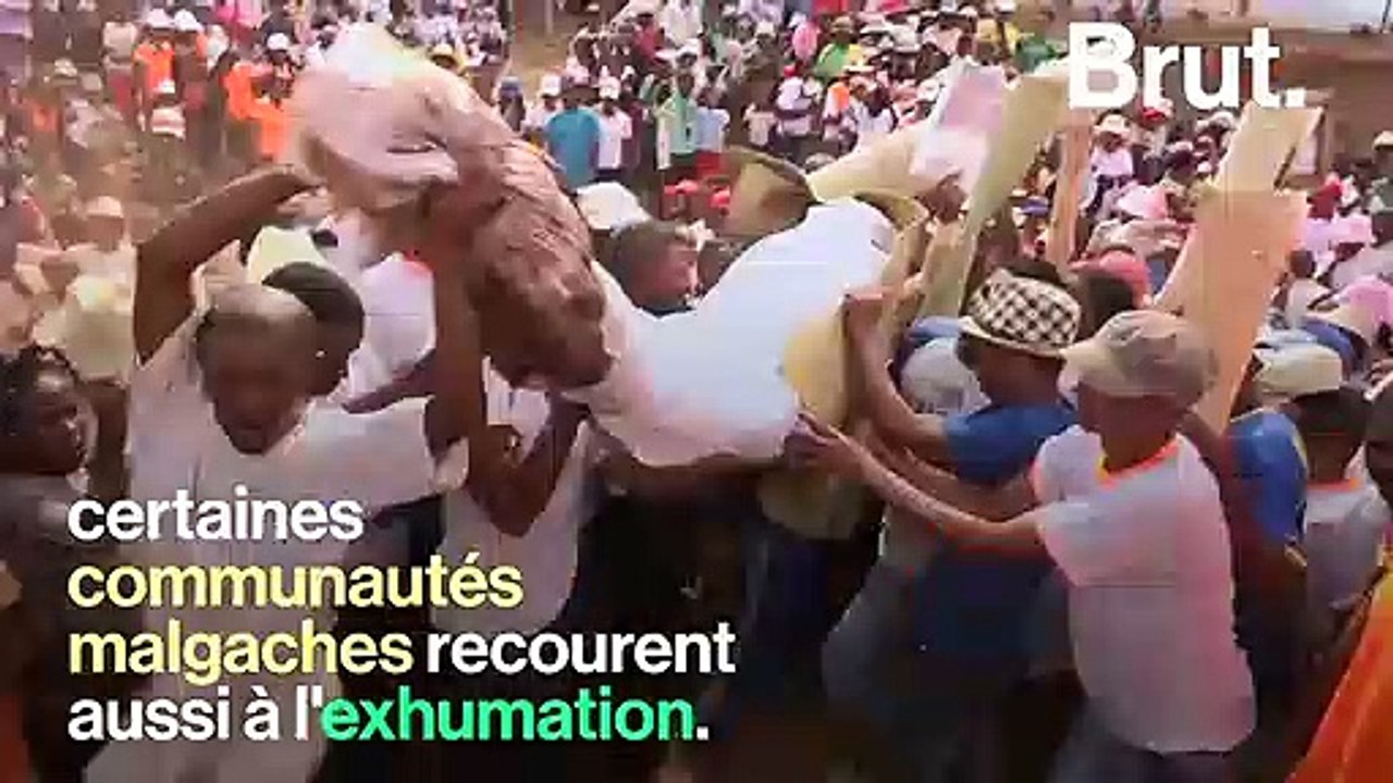 Exhumation, inhumation… Quatre rites funéraires à travers le monde