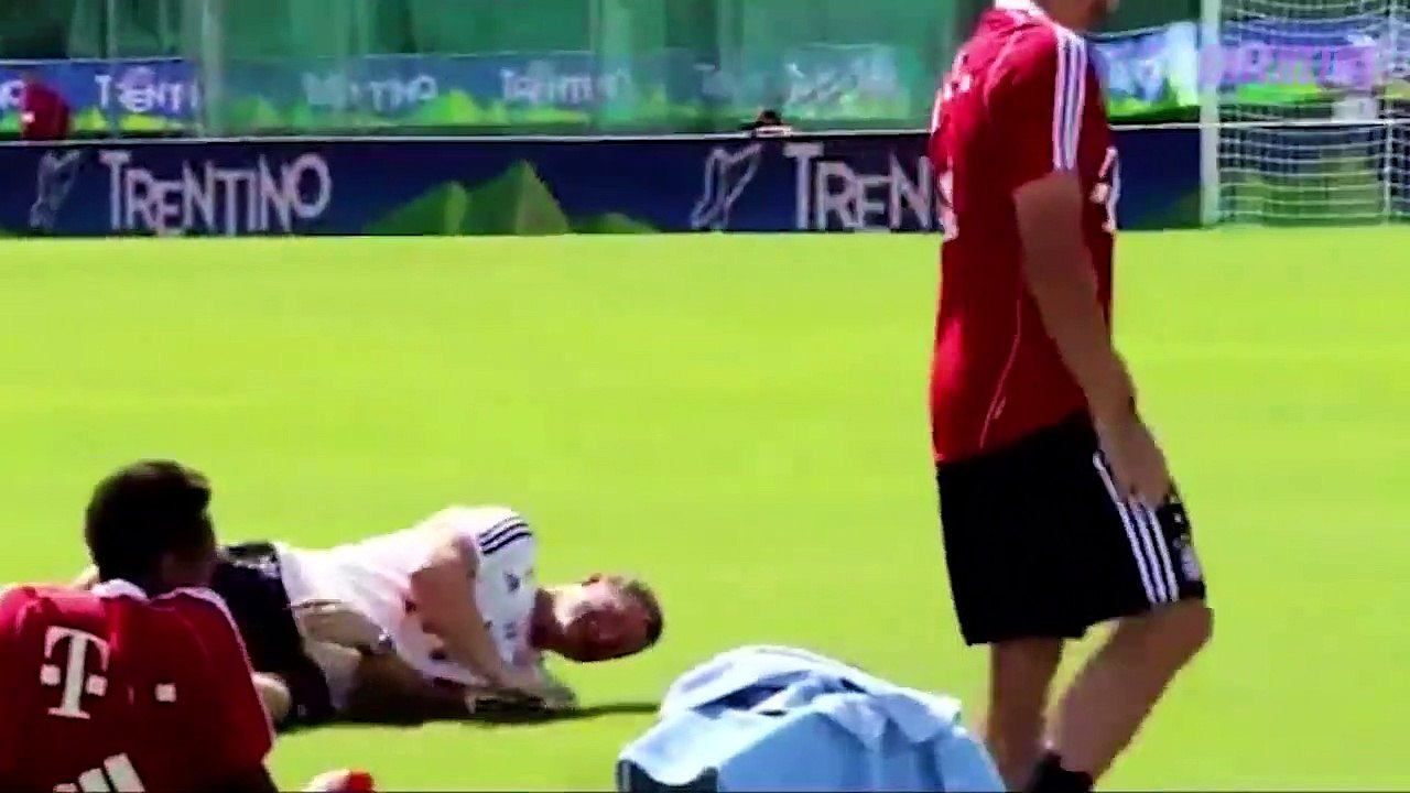 10 FUNNY MOMENTS WITH FOOTBALL MANAGERS