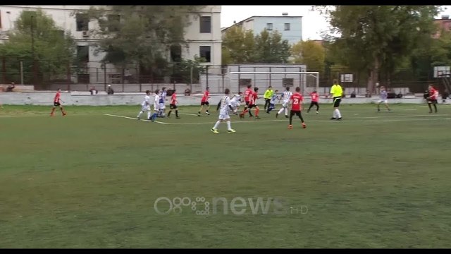 Ora News - Kola e thotë troç: Shqipëria plot talente, nuk bëjmë asgjë për ta