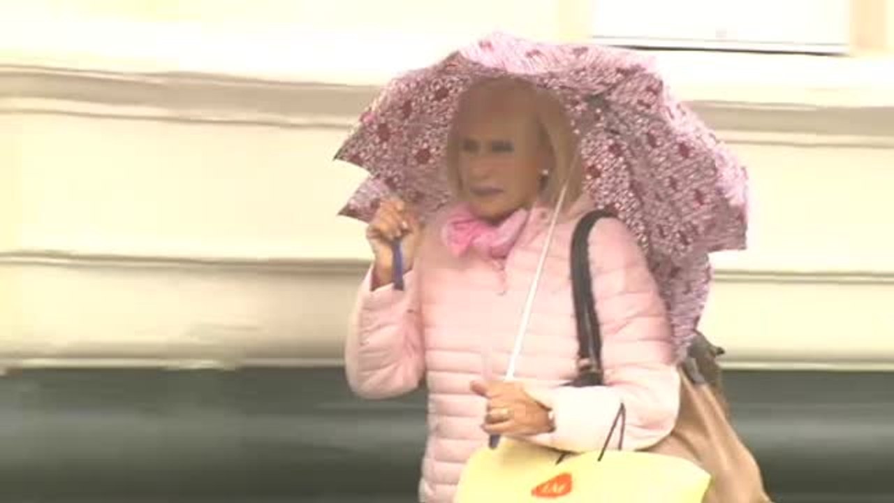 El temporal de viento y lluvia causa numerosos daños en el País Vasco