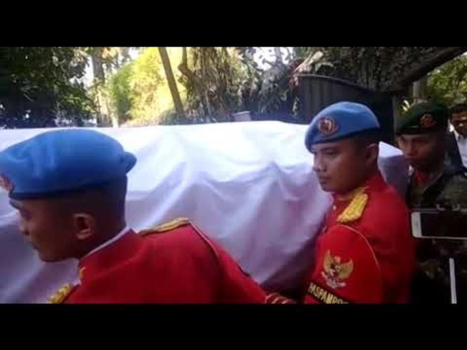 Diiringi Doa, Jenazah Ani Yudhoyono Dibawa ke Pendopo Cikeas
