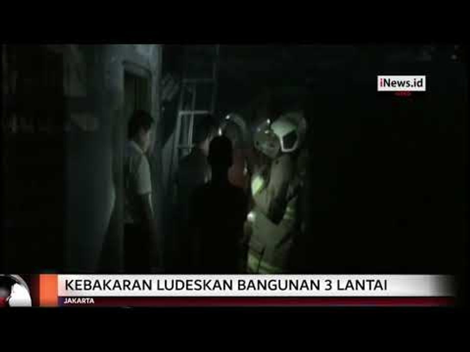 Kebakaran Ruko 3 Lantai di Kemayoran, 21 Damkar Dikerahkan