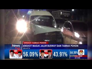 Tabrak Pohon di Jalan Daan Mogot, Sopir Angkot Kabur