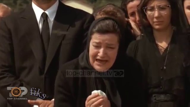 Fiks Fare/ Monitorime/ Enkel Demi ngatërron titullin e emisionit të tij