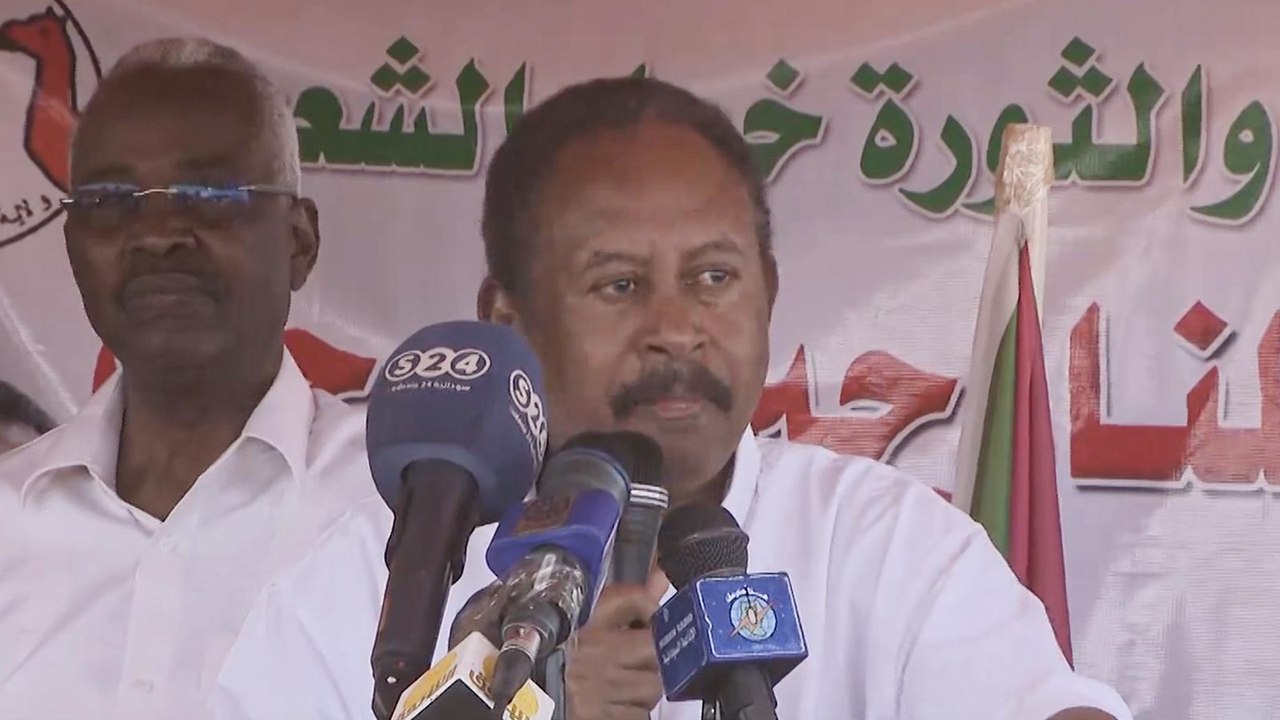 حمدوك يتعهد لأهالي شمال دارفور بتحقيق السلام وتنفيذ العدالة الانتقالية