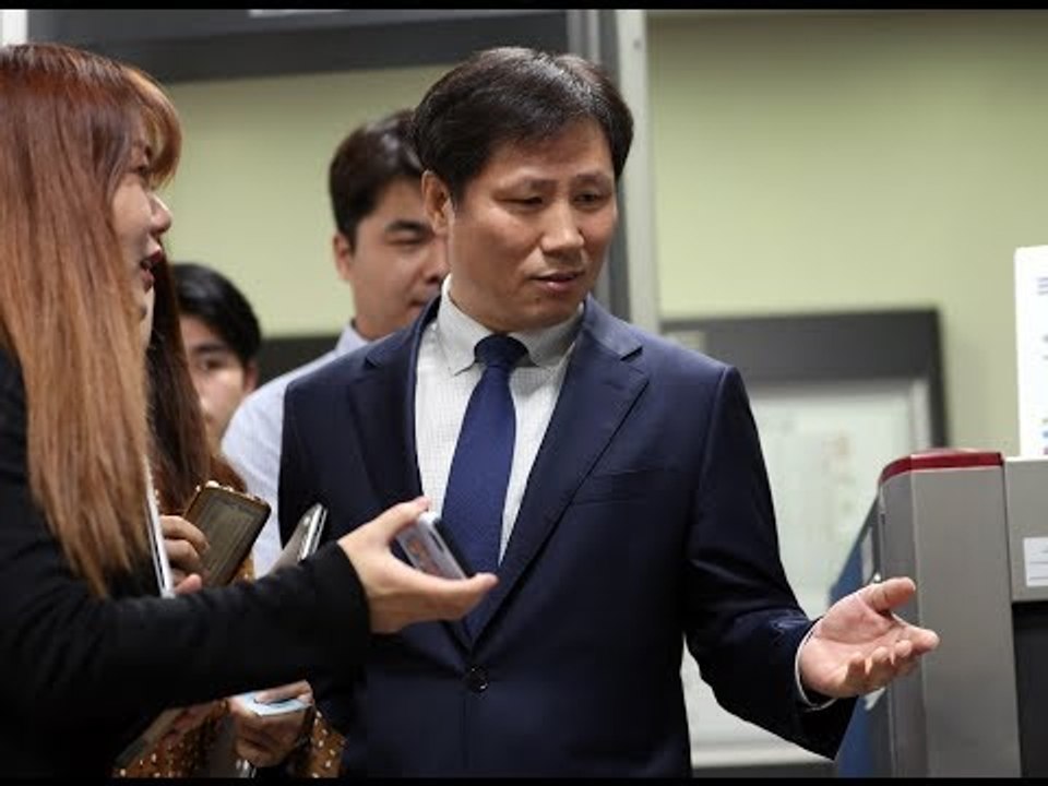 '국정조사 불출석' 안봉근, 이재만 외 10명 1차 공판 현장 - 생중계