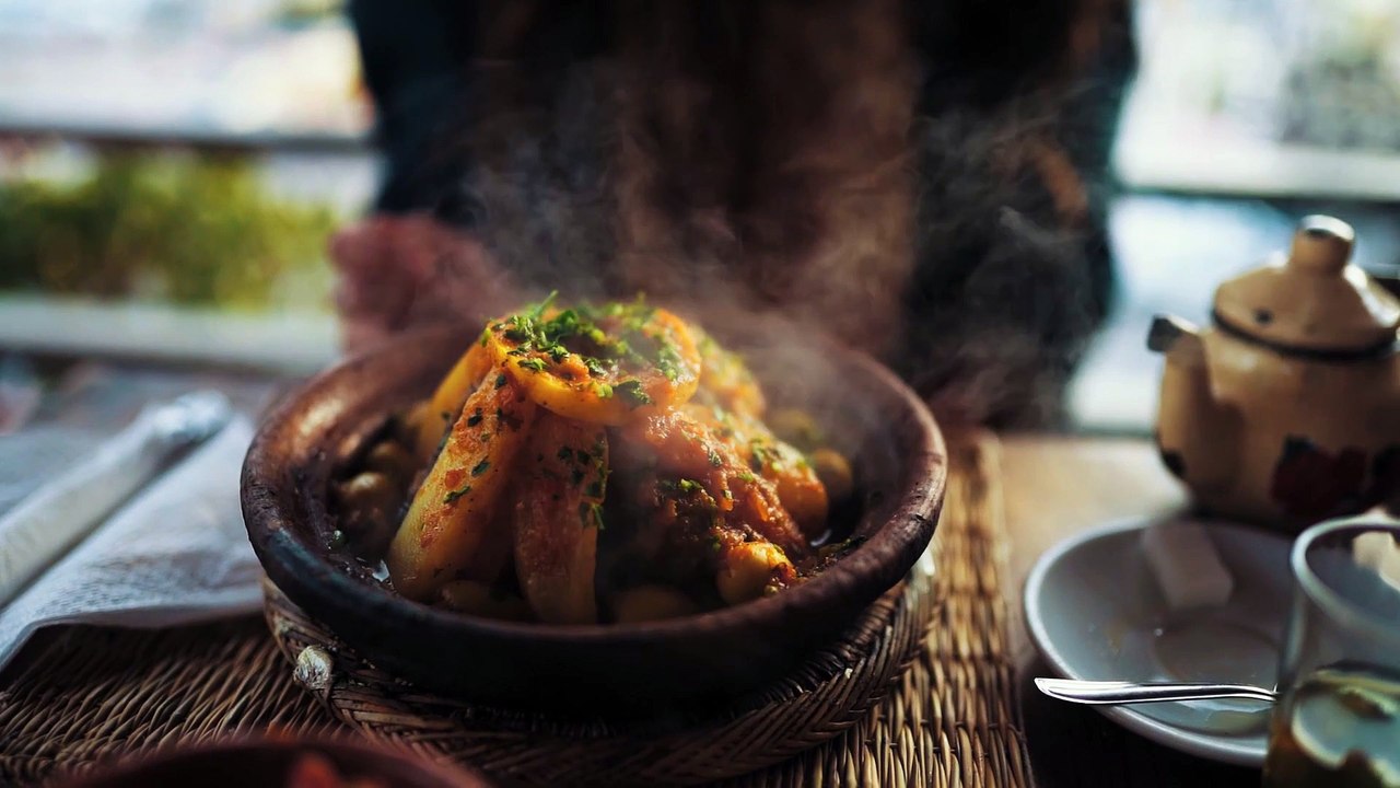 Taryn Elliott - Close-up Footage Of A Hot Dish On A Clay Pot - Food (No Copyright Video 41)