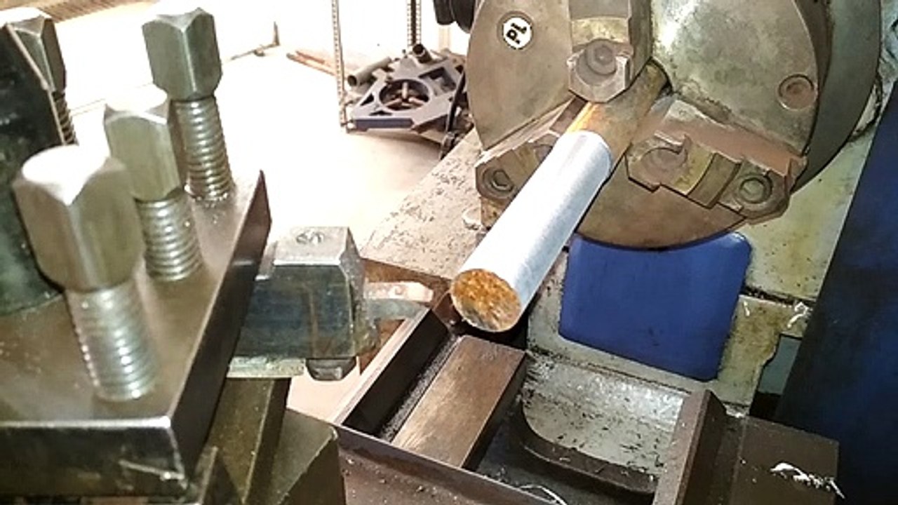 FACING AND TURNING ON LATHE MACHINE