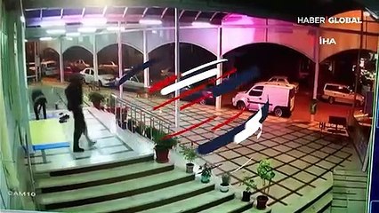 Cami çıkışı tekme tokat kiracı dayağı kamerada