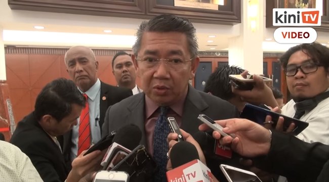Video Salahuddin Ayub yang tersebar di laman sosial baru-baru ini