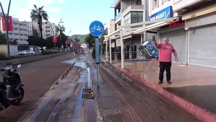 Sağanak yağış marmaris'te hayatı felç etti - 5