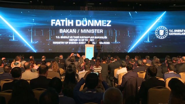 Bakan Dönmez: 'Yılın 10 ayında yerli ve yenilenebilir enerjiden elektrik üretim payımız rekor kırarak yüzde 64 oldu' - ANKARA
