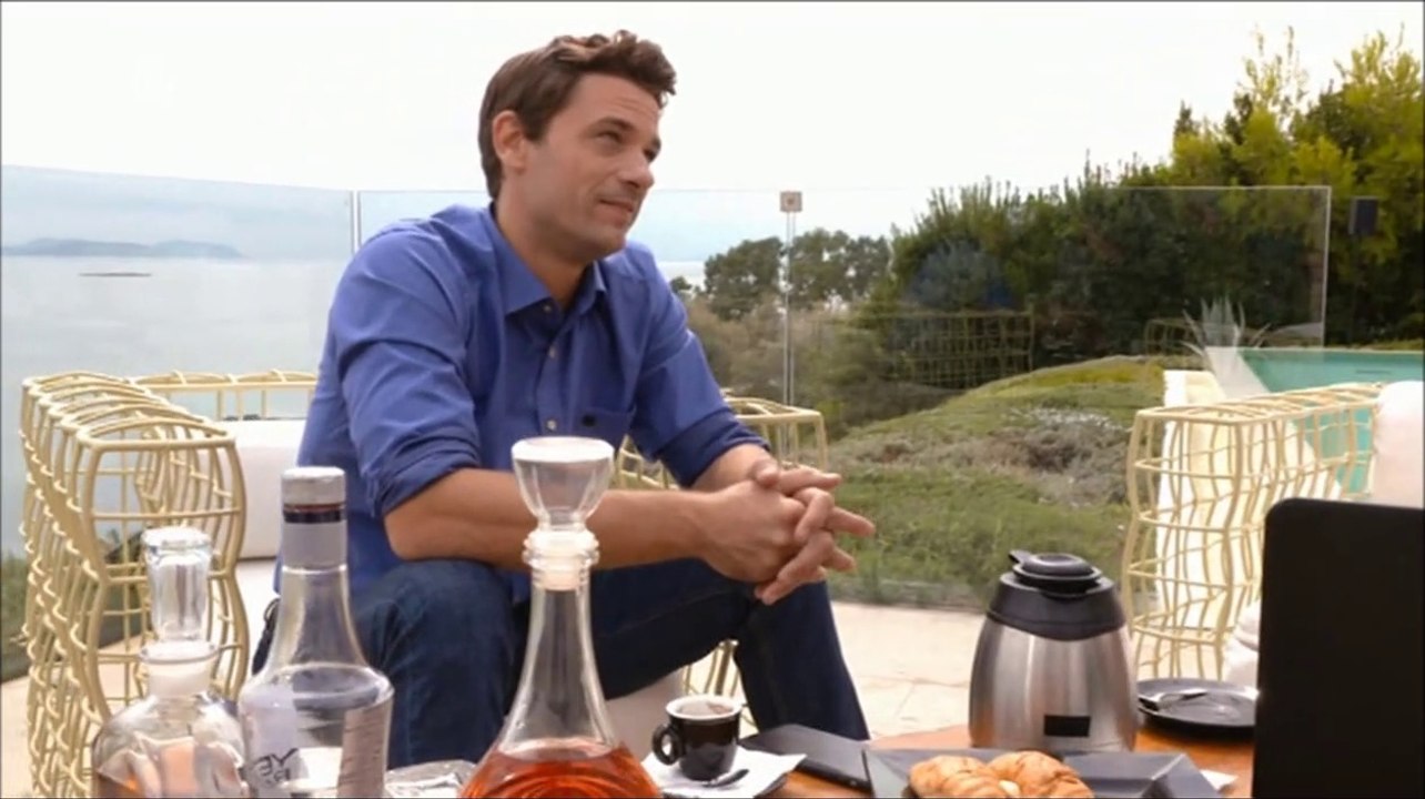 Apostolis Totsikas - Ela sti thesi mou (season 4 episode 36 scenes)