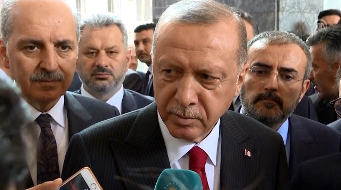 Son dakika: Erdoğan'dan Bülent Arınç'ın KHK açıklamalarına yanıt: Esefle karşıladım
