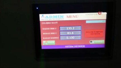 İzmir’de kaçak içki imal edilen depoya jandarmadan şok baskın