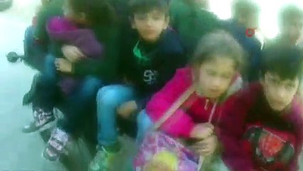 Atv öğrenci servisi trafik polisine takıldı