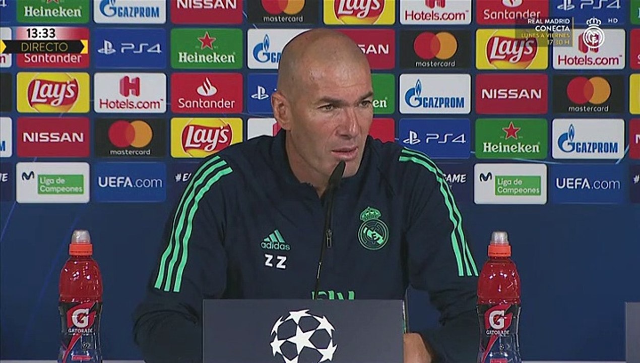 Zidane: "Yo quiero que Bale se quede en el Madrid hasta final de temporada"