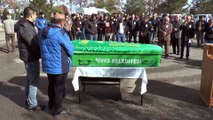 Kazada ölen futbolcu son yolculuğuna uğurlandı - SİVAS