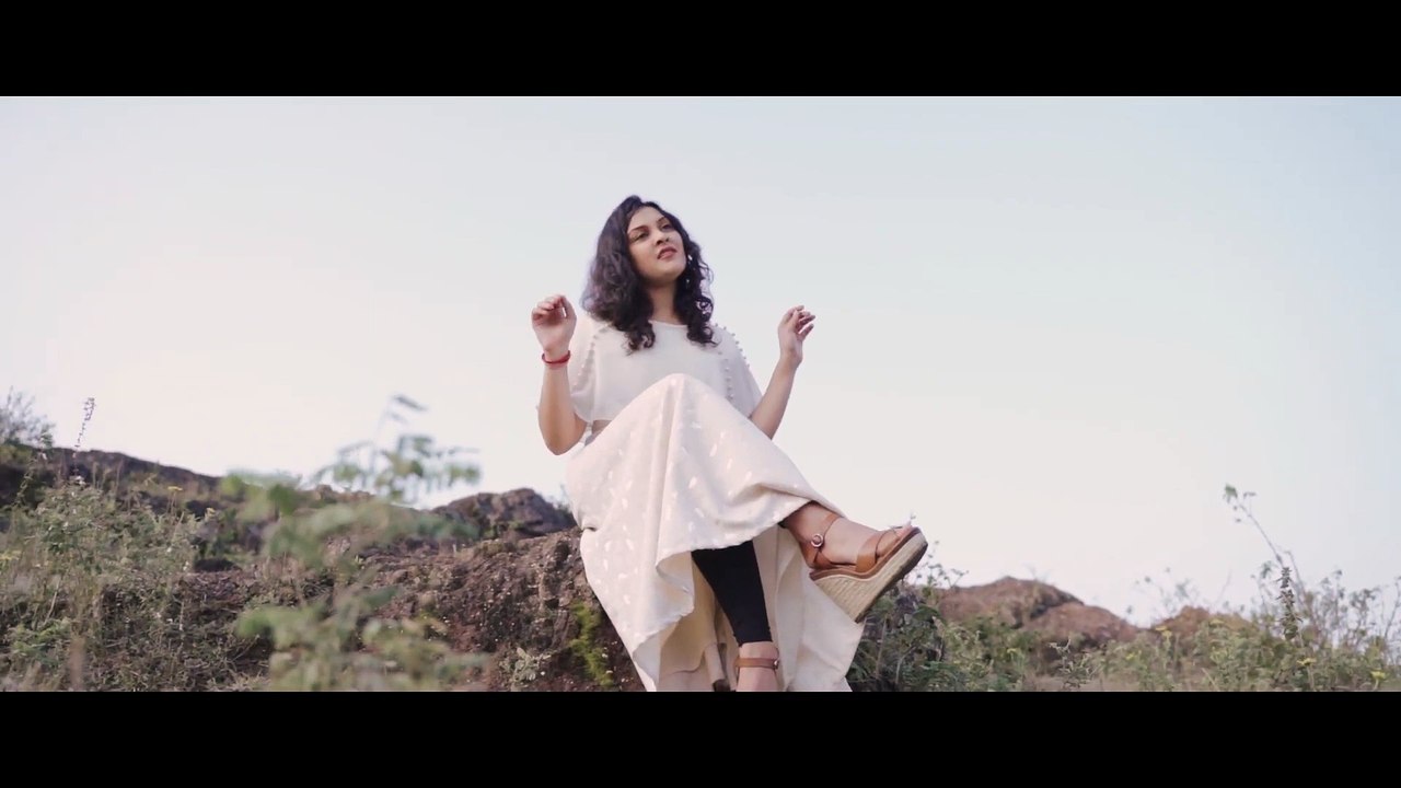 Blackmail (Hindi) Vs Titanic (English) | Mashup 2019 | Pallak Ranka