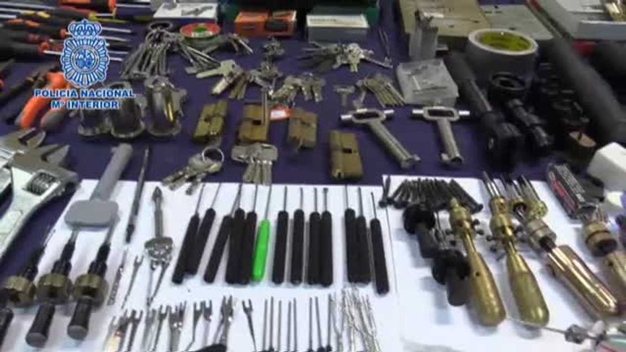 Detenida una banda de butroneros con lanzas térmicas y ganzúas de 600 euros