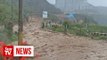 Landslide hits road in Genting, road to Amber Court apartments cut off