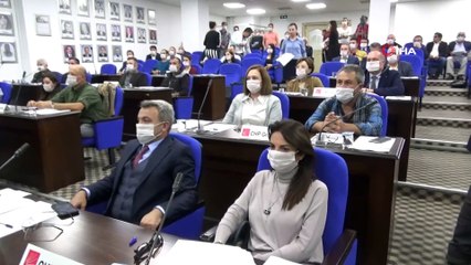 Lösemili çocuklara destek için maske taktılar