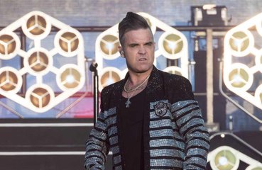 Robbie Williams signs publishing deal and will release new album in 2019