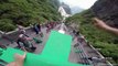 Descente en Parkour des 999 marches de la montagne Tianmen en Chine !