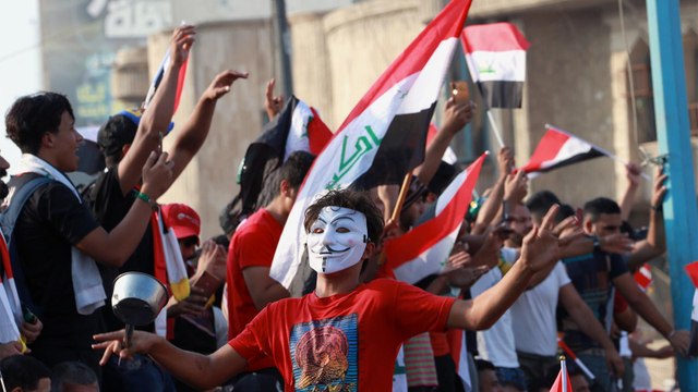 مواجهات بين الأمن والمتظاهرين تخلف قتلى وجرحى بالعراق