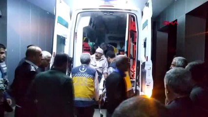 Adıyaman'da, yangın sonrası kalorifer bacası çöktü 4 yaralı