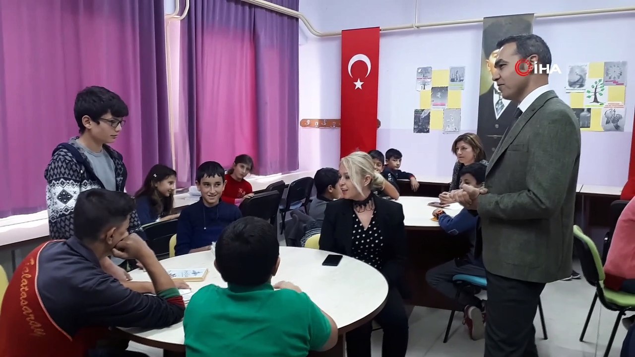 6 milyon sayfa kitap okumak için yola çıktılar