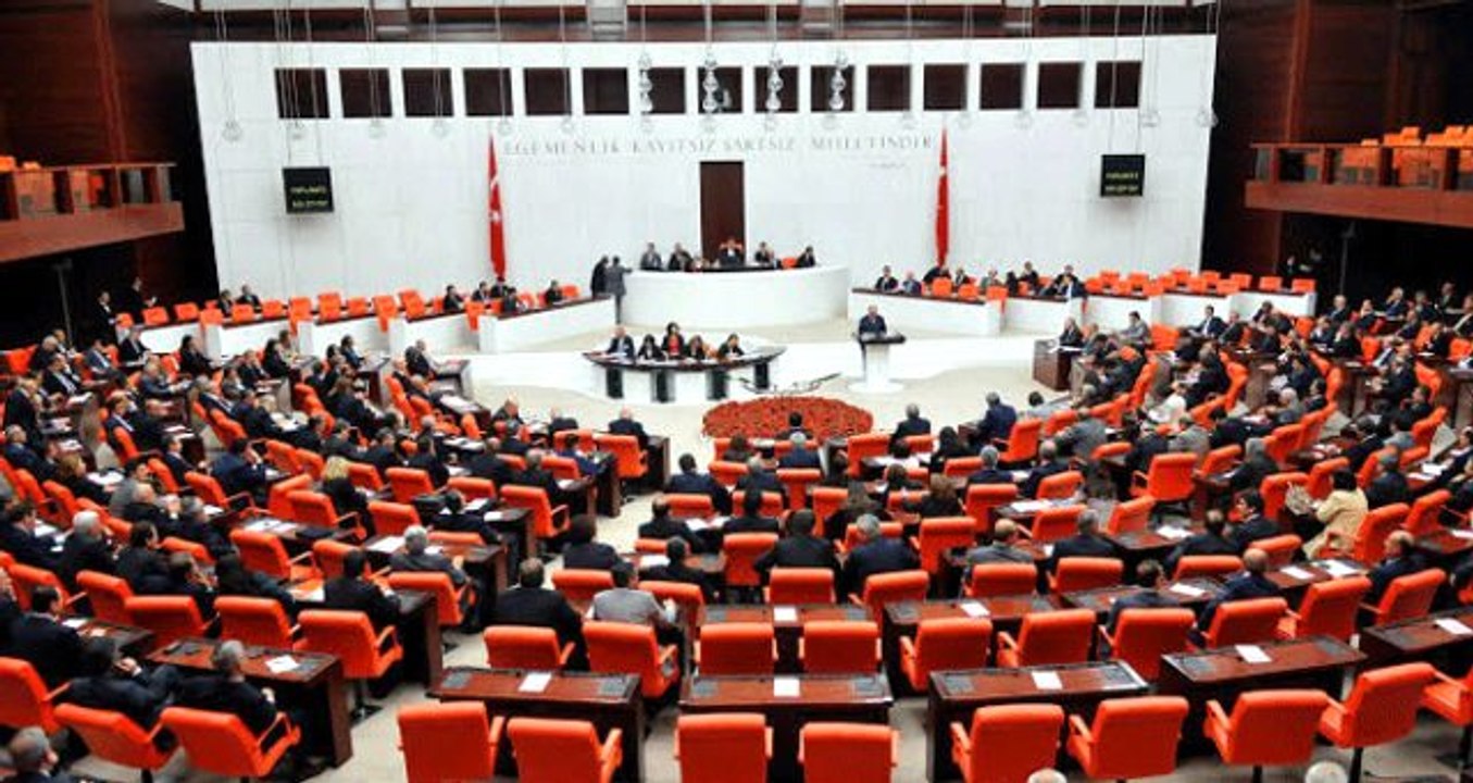 TBMM'de gergin dakikalar! AK Parti ile CHP arasında 'dangalak' tartışması