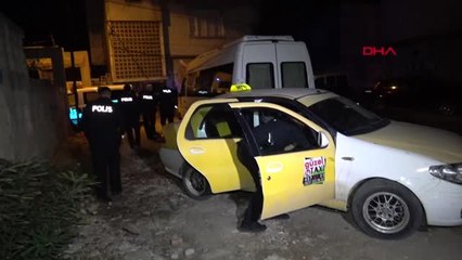 Adana'da 'dur' ihtarına uymayan sürücü, polisi alarma geçirdi