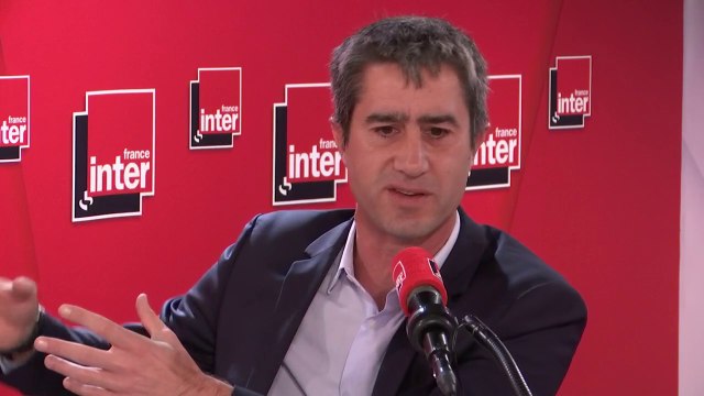 François Ruffin (LFI) : Je crois qu’il y a un au-delà de l’homme. L’homme ne peut pas être un acheteur d’Iphone 11 à qui on promet que, demain, la 5G lui permettra d’être connecté à son frigo. C'est pas possible ça
