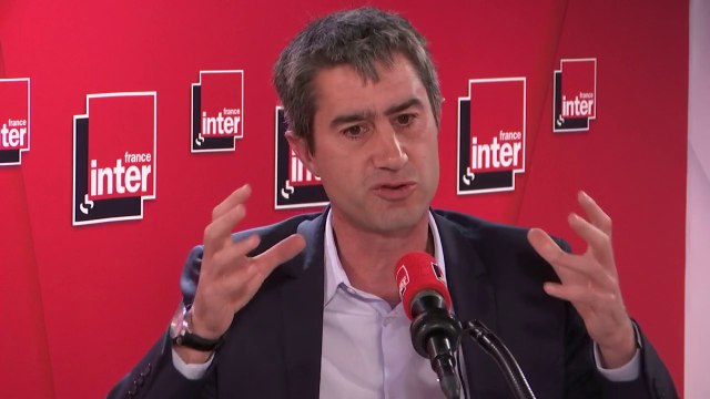 François Ruffin (LFI) : Chez les jeunes, qui me marque, c’est leur niveau de conscience écologique. Mais à côté de ça, il y a un niveau politique qui n’est pas le même, qui fait qu’on a une grande candeur