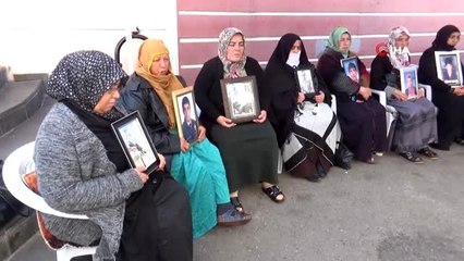 HDP önündeki evlat nöbeti 65'inci gününde